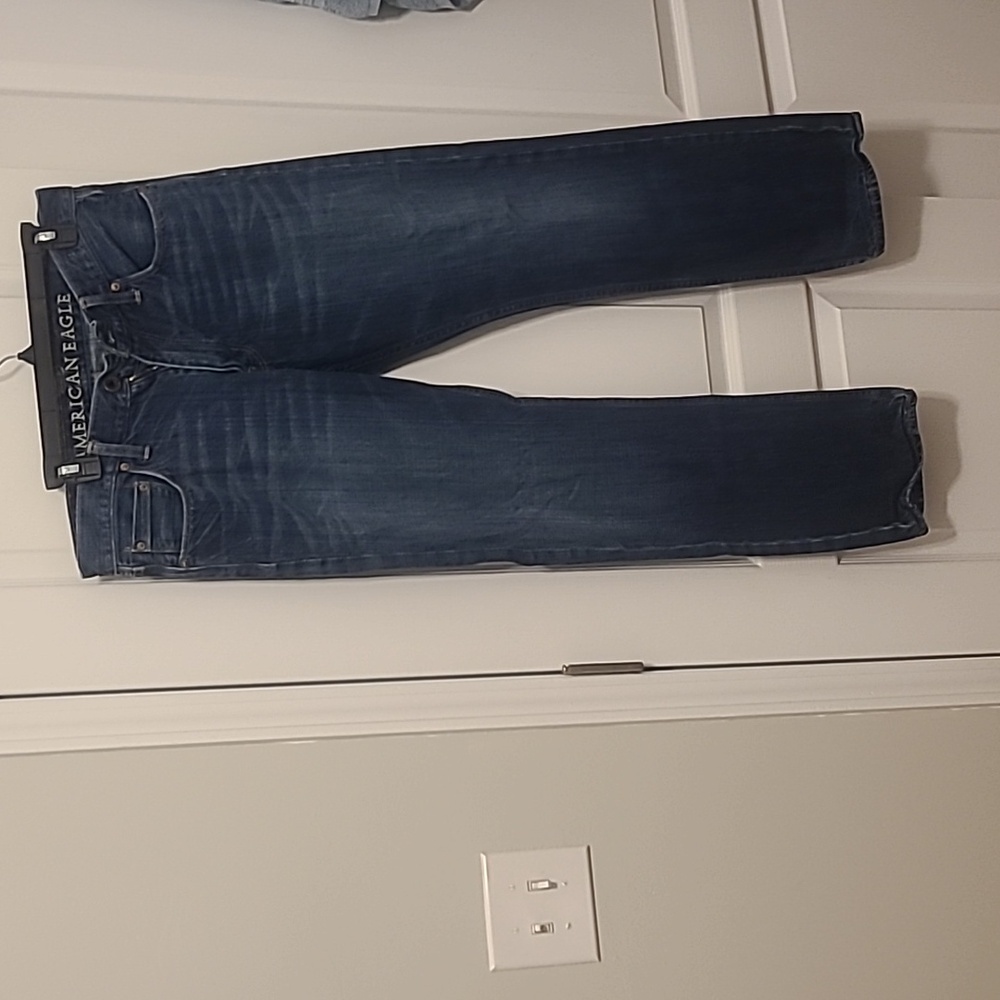 American eagle blue jeans